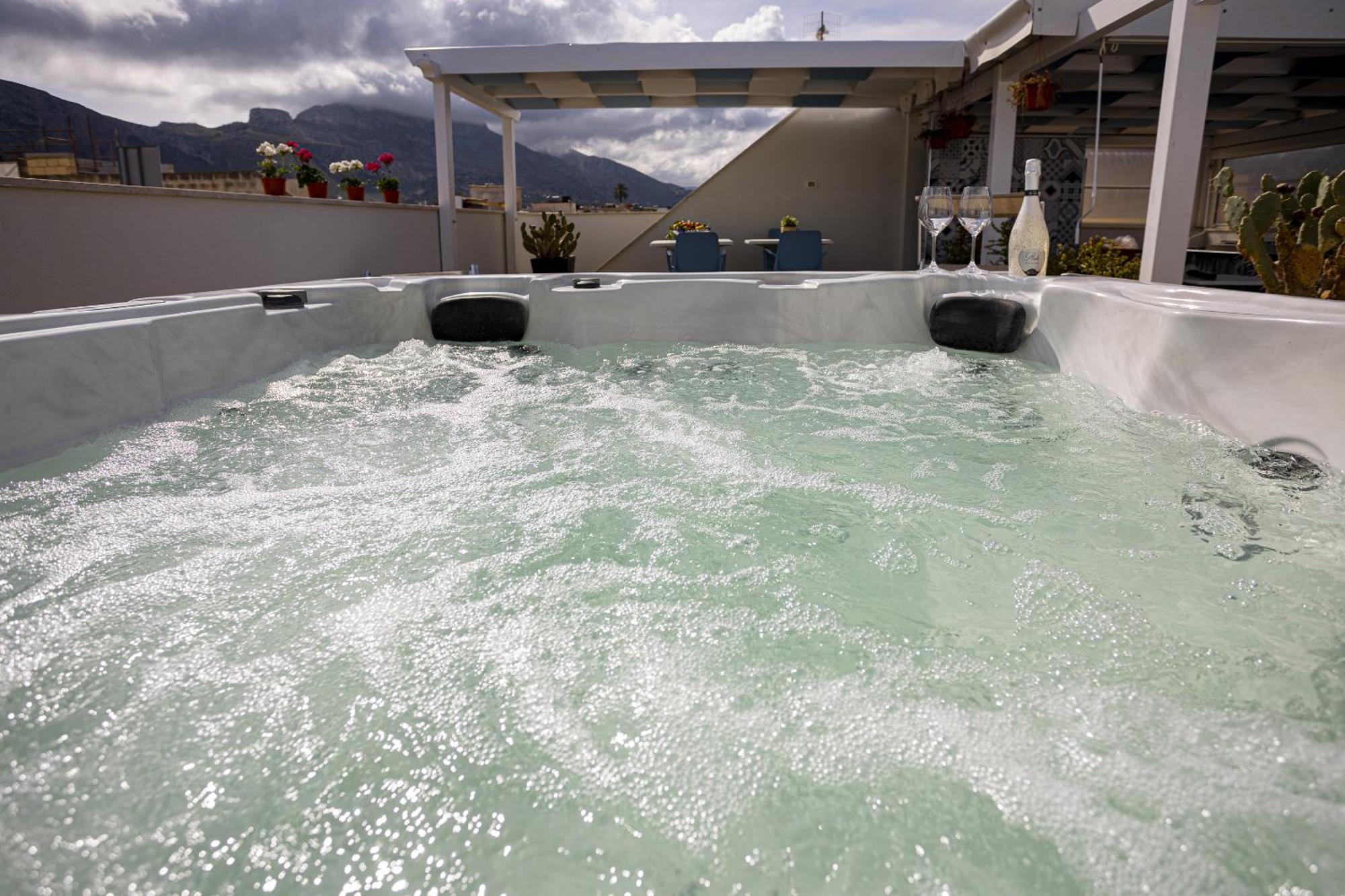Acquaro Suite Jacuzzi San Vito Lo Capo Zimmer foto